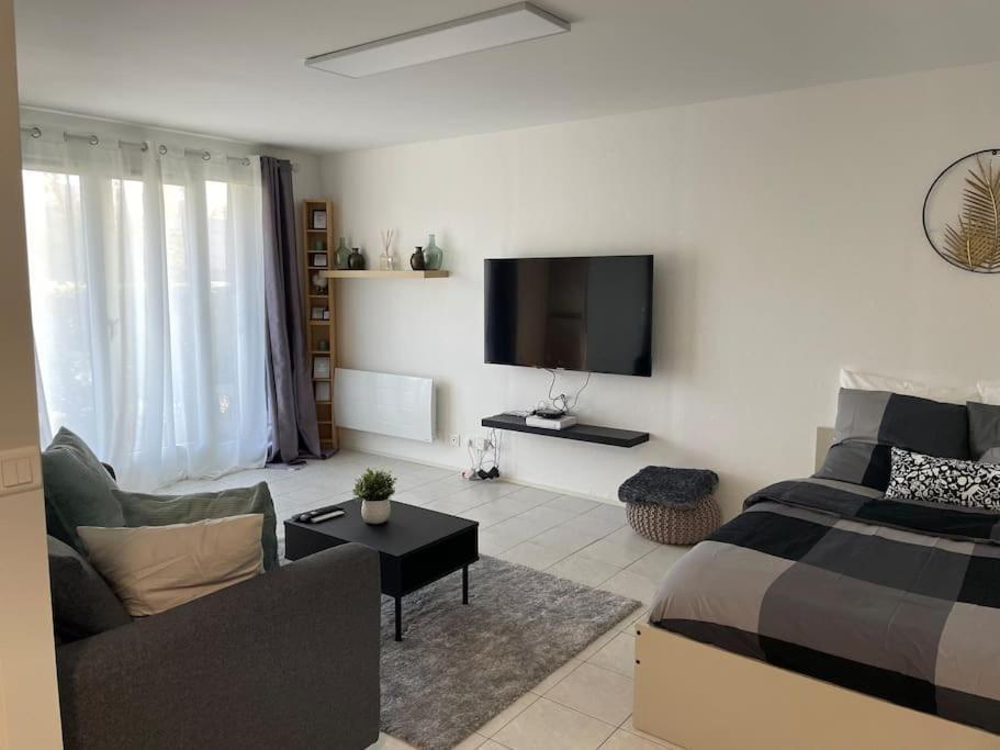 Appartement Cosy Proche Paris Le Bourget Eksteriør bilde